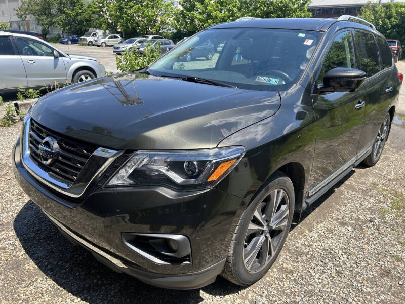 2017 Nissan Pathfinder Platinum