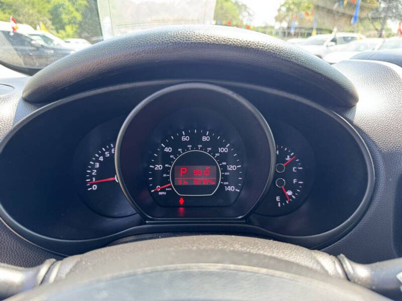 2017 Kia Soul +
