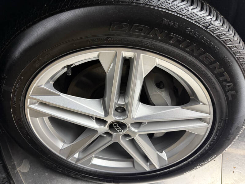 2024 Audi Q5 e quattro S line Premium 55 TFSI