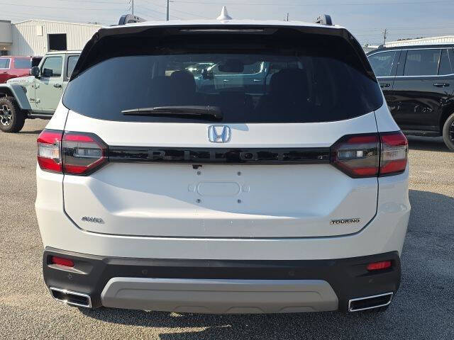 2025 Honda Pilot Touring