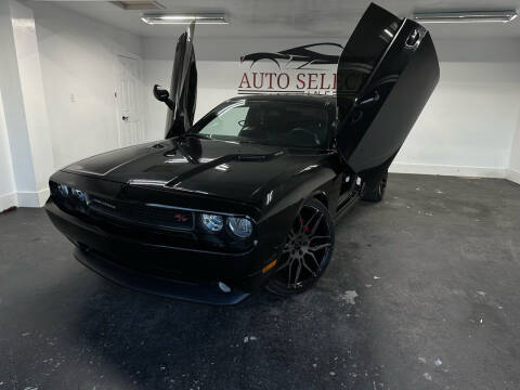 2013 Dodge Challenger for sale at Auto Selection Inc. in Houston TX