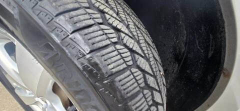 2011 Volkswagen Routan SE