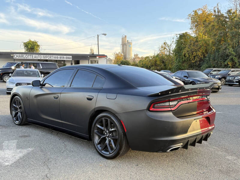 2019 Dodge Charger SXT