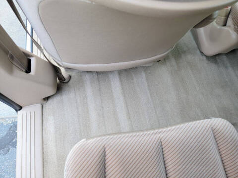 1996 Dodge Grand Caravan LE