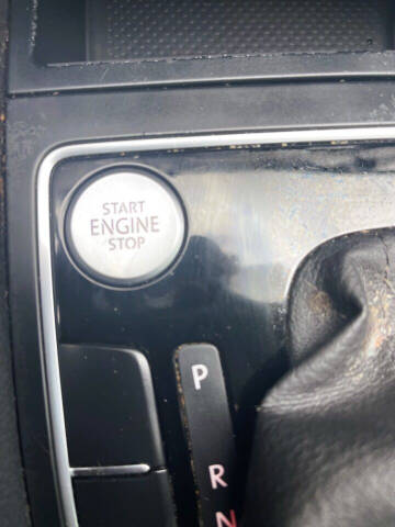 2015 Volkswagen Passat 1.8T Limited Edition