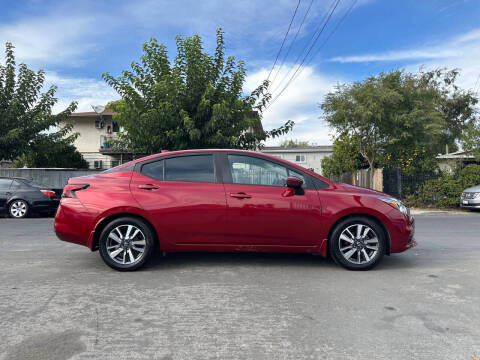 2020 Nissan Versa SV