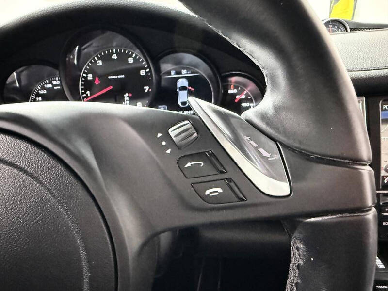 2016 Porsche Panamera