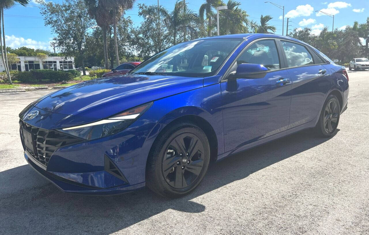 2021 Hyundai Elantra  - $19,800