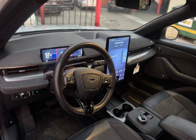 2021 Ford Mustang Mach-E GT