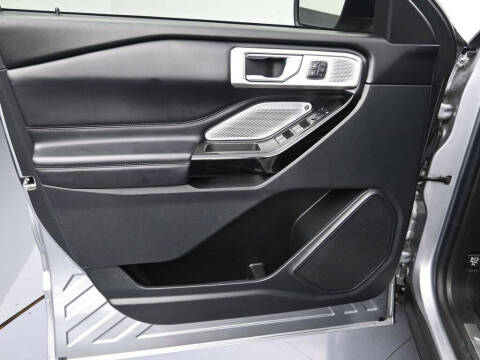 2021 Ford Explorer Platinum