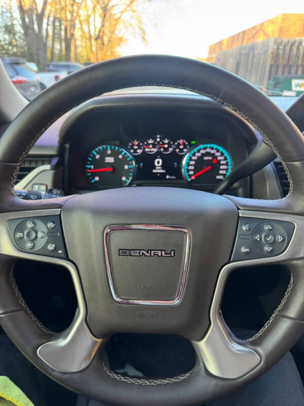 2018 GMC Yukon Denali