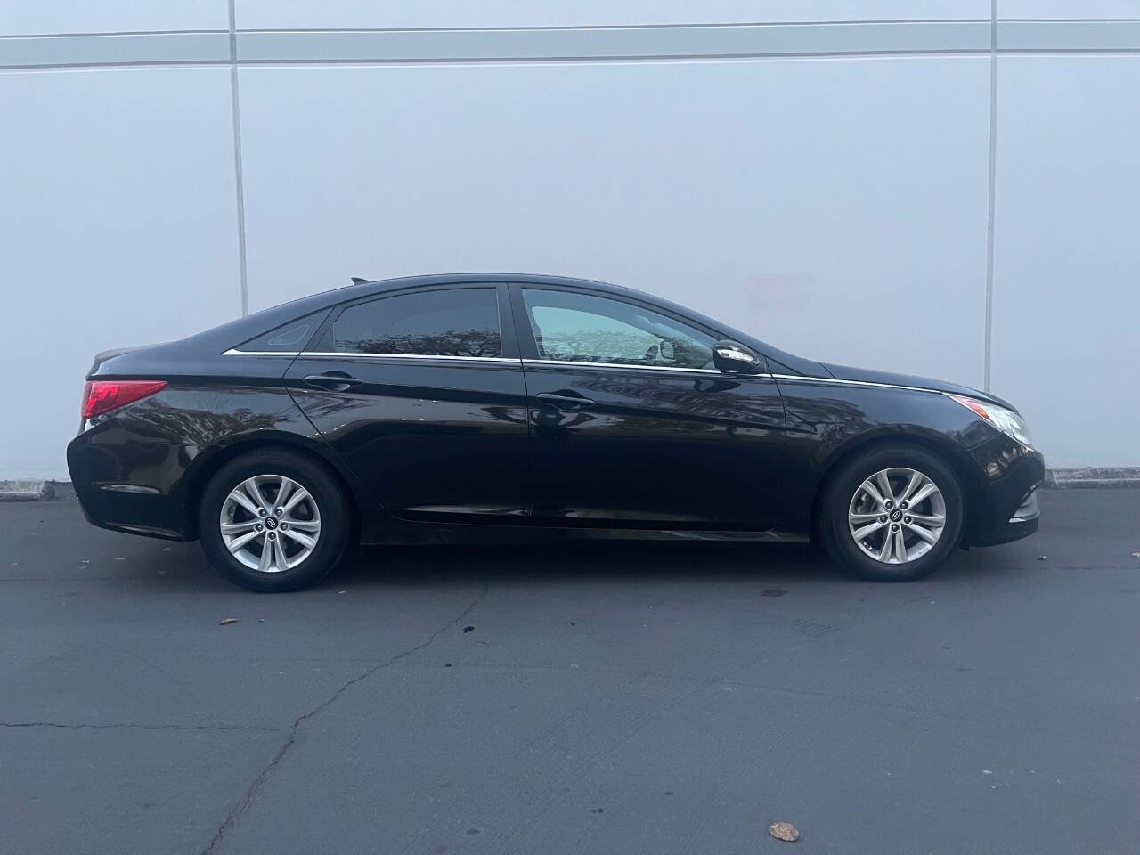 2014 Hyundai SONATA for sale at los primos motors in San Jose, CA