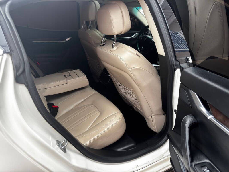 2014 Maserati Ghibli