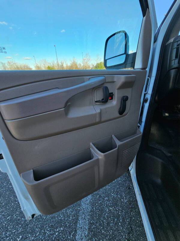 2011 Chevrolet Express 2500