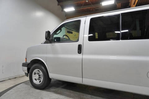 2017 Chevrolet Express LT 3500
