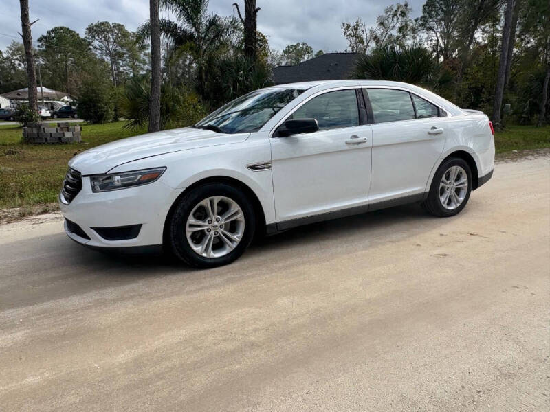 2016 Ford Taurus SE