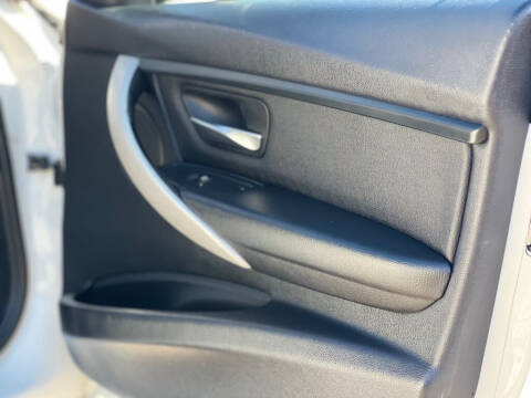 2014 BMW 3 Series 328i