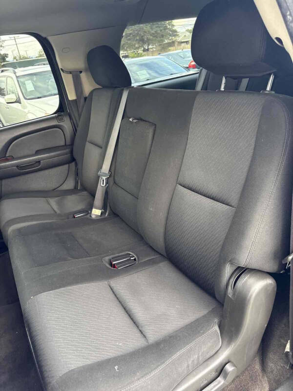 2013 Chevrolet Suburban LS