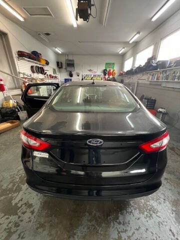 2014 Ford Fusion SE