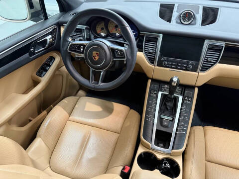 2018 Porsche Macan S