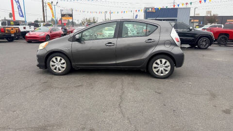 2013 Toyota Prius c Three