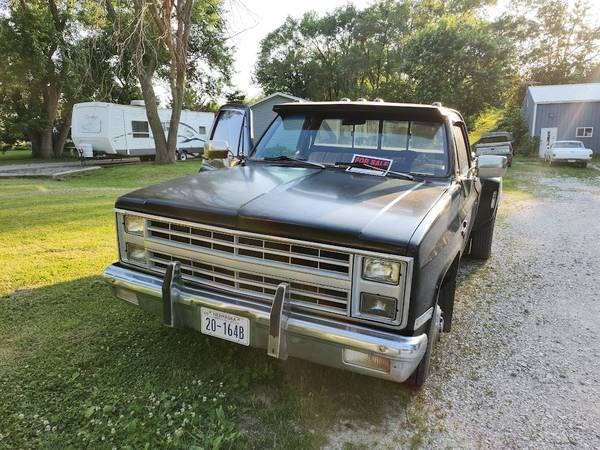 1982 Chevrolet Silverado 1500 SS Classic