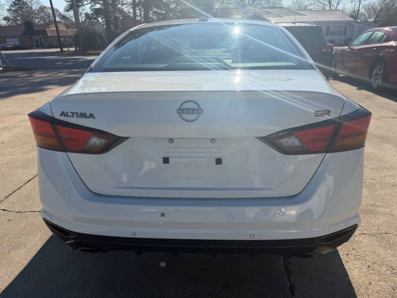 2023 Nissan Altima 2.5 SR