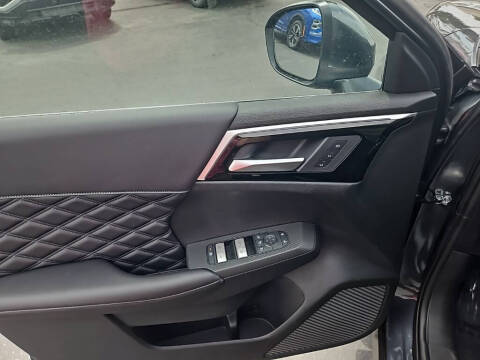 2025 Mitsubishi Outlander PHEV SEL