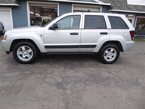 2005 Jeep Grand Cherokee Laredo