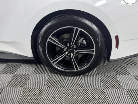 2025 Ford Mustang EcoBoost Premium