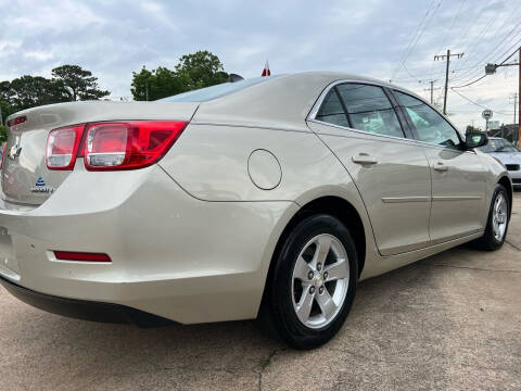 2014 Chevrolet Malibu for sale at Whites Auto Sales in Portsmouth VA