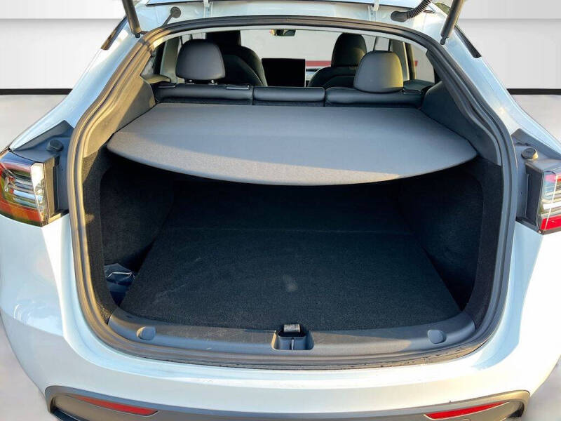 2025 Tesla Model Y Long Range
