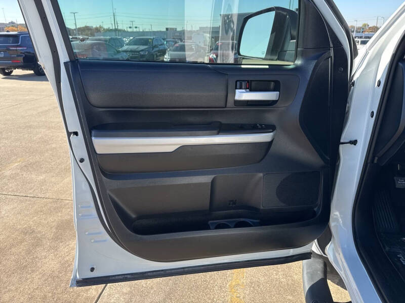 2019 Toyota Tundra SR5