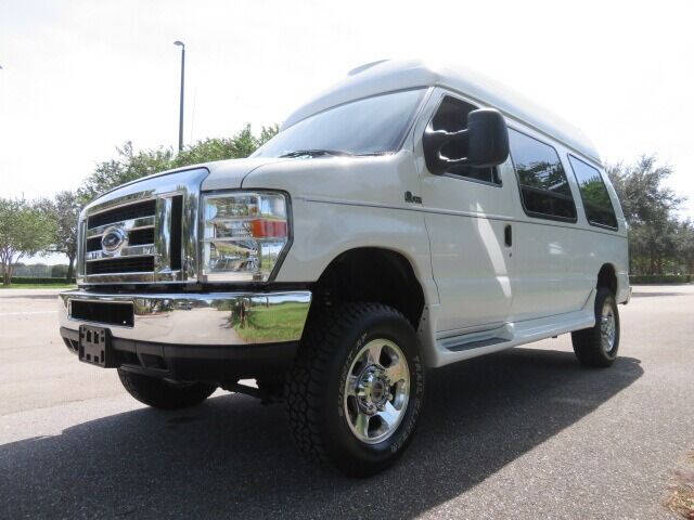 2010 Ford E-Series E-350 SD