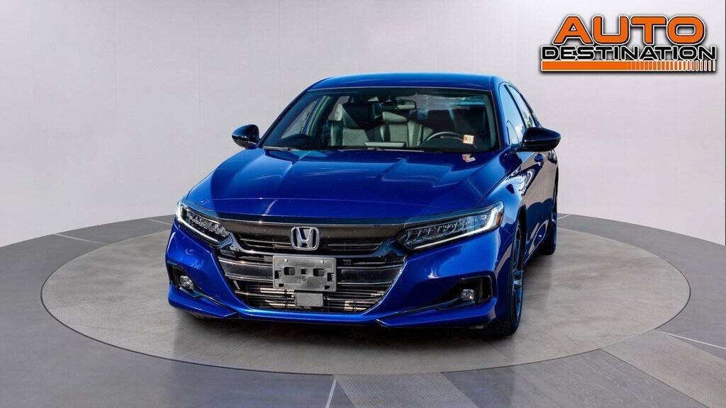 2021 Honda Accord for sale at Auto Destination in Puyallup, WA