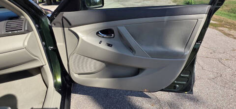 2011 Toyota Camry LE V6