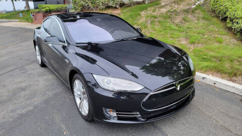 2015 Tesla Model S 70