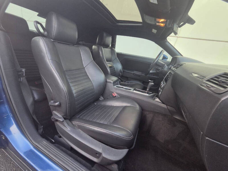 2009 Dodge Challenger SE