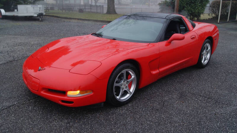 2004 Chevrolet Corvette Base