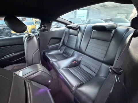 2013 Ford Mustang V6 Premium