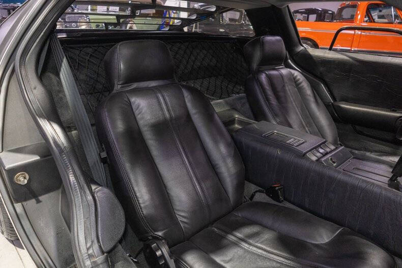 1981 DeLorean DMC-12