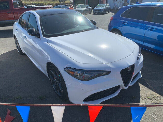 2019 Alfa Romeo Giulia Ti Sport