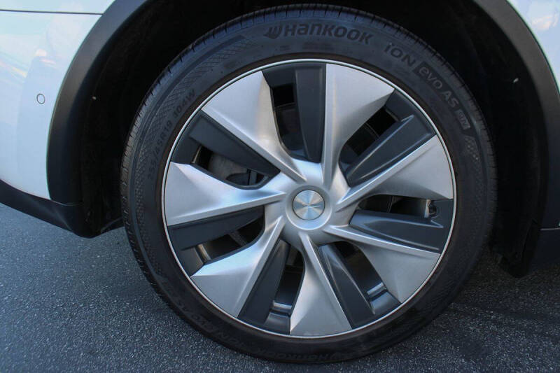 2021 Tesla Model Y Long Range