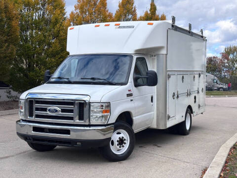2015 Ford E-Series E-350 SD