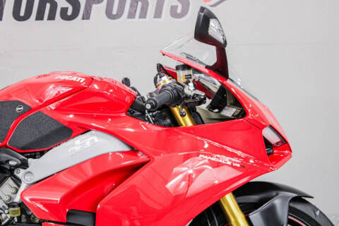 2018 Ducati Panigale V4 S