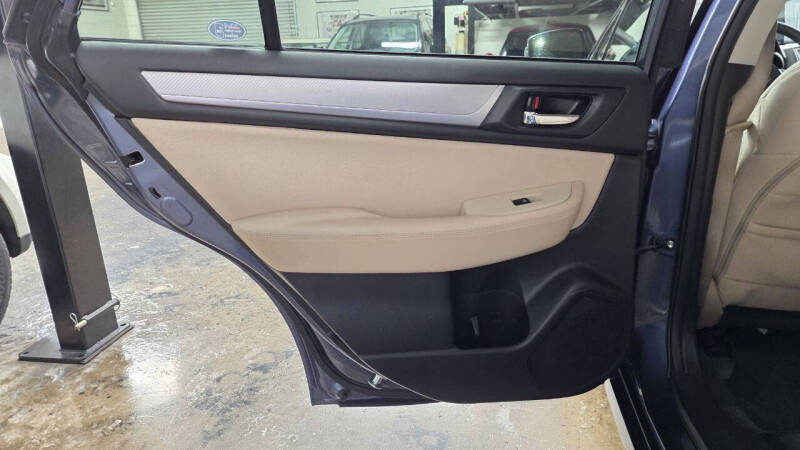 2017 Subaru Outback 2.5i Premium