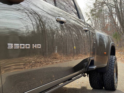 2022 Chevrolet Silverado 3500HD High Country