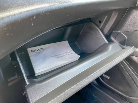2021 GMC Terrain SLT