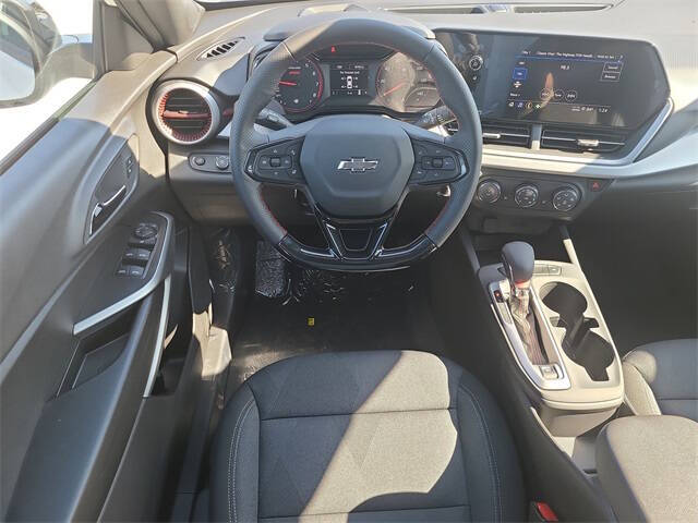 2026 Chevrolet Trax RS