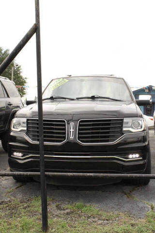 2017 Lincoln Navigator Select